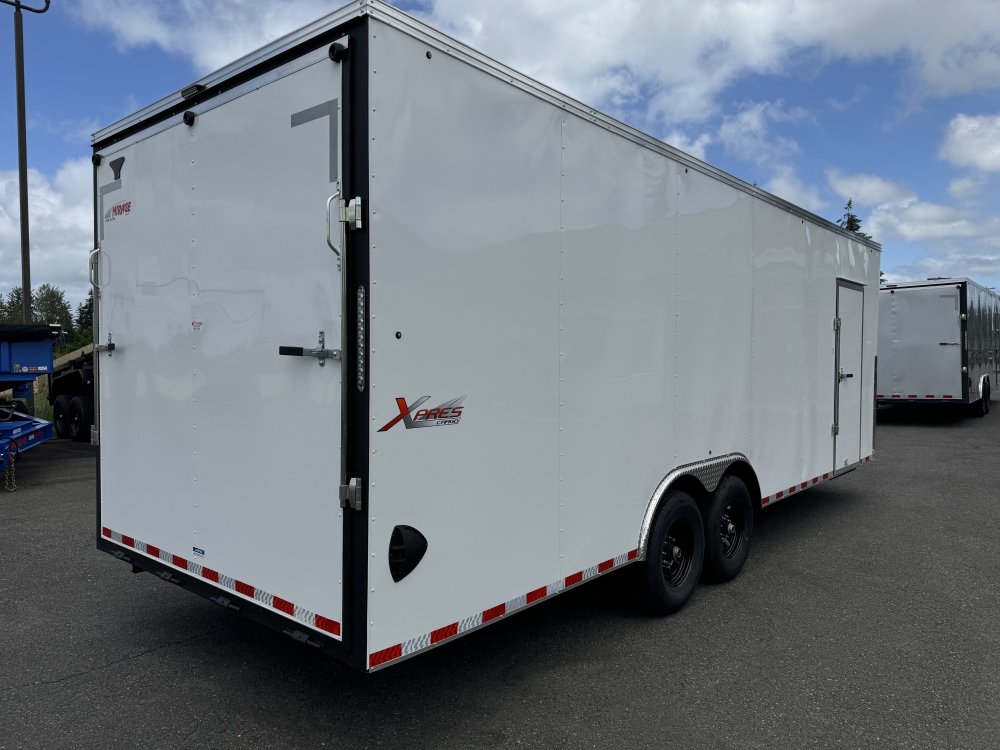 Mirage 8.5x24 Enclosed