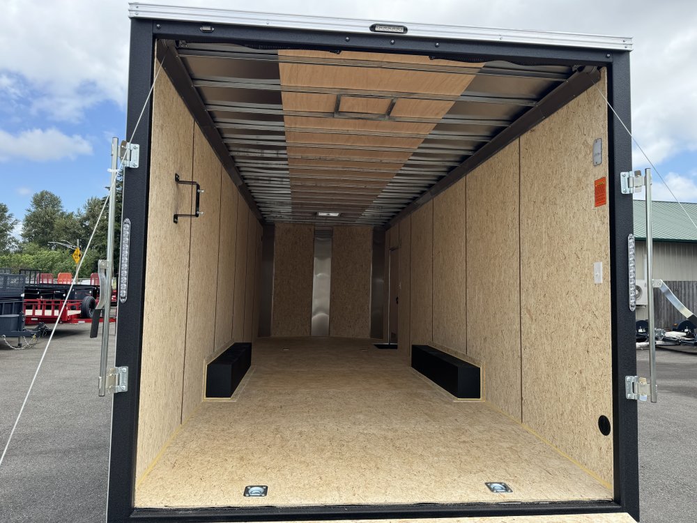 Mirage 8.5x24 Enclosed