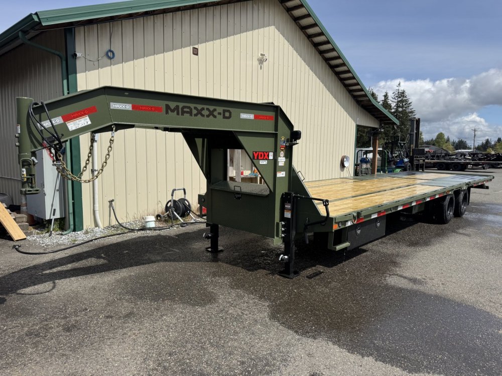MAXX-D 8.5x32 25,990 Gooseneck