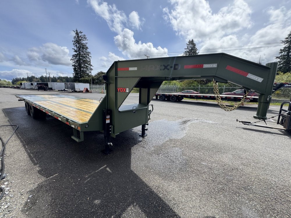 MAXX-D 8.5x32 25,990 Gooseneck