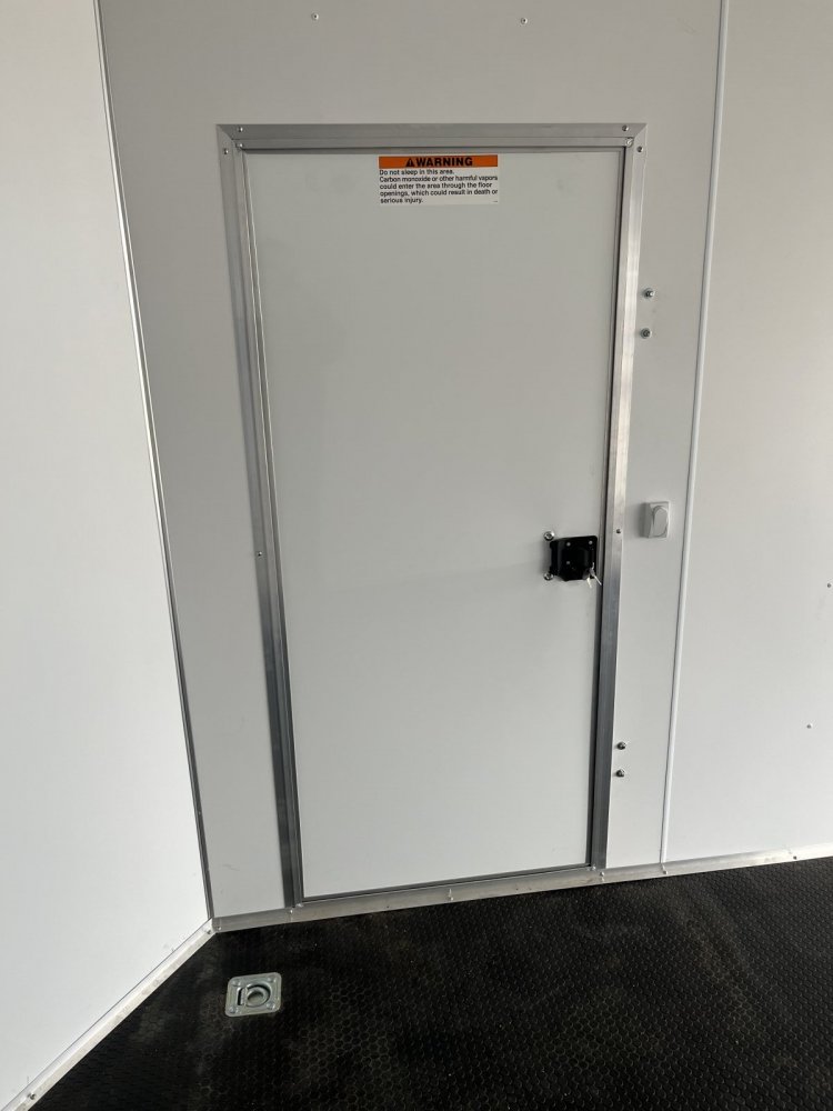 Xpress 8.5x24 9,990 Enclosed