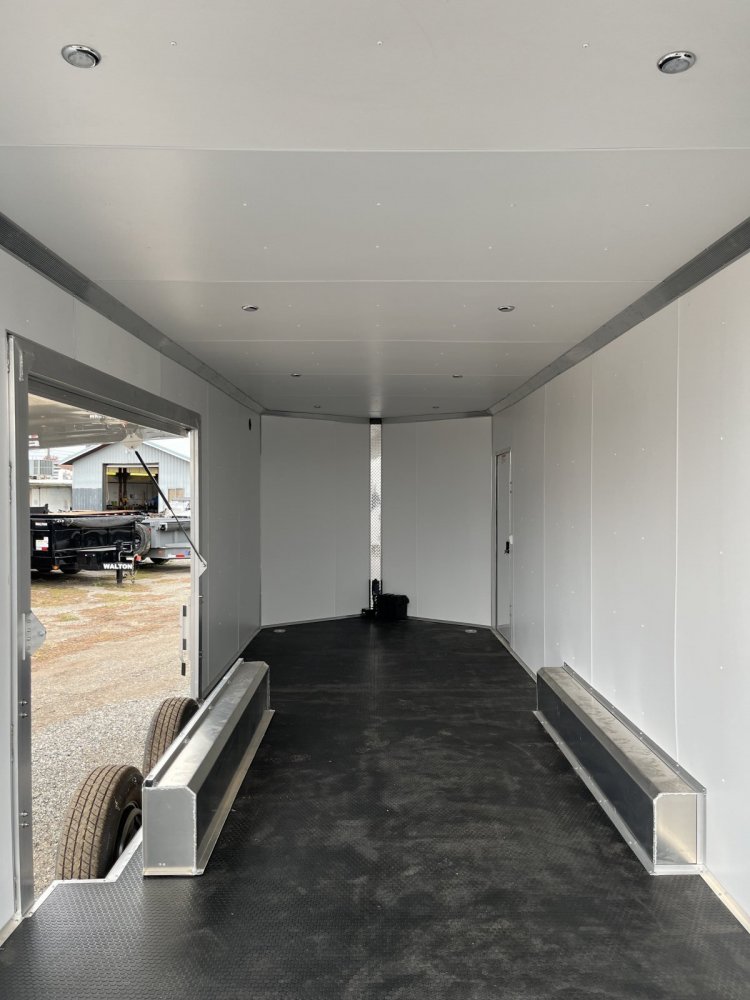 Xpress 8.5x24 9,990 Enclosed