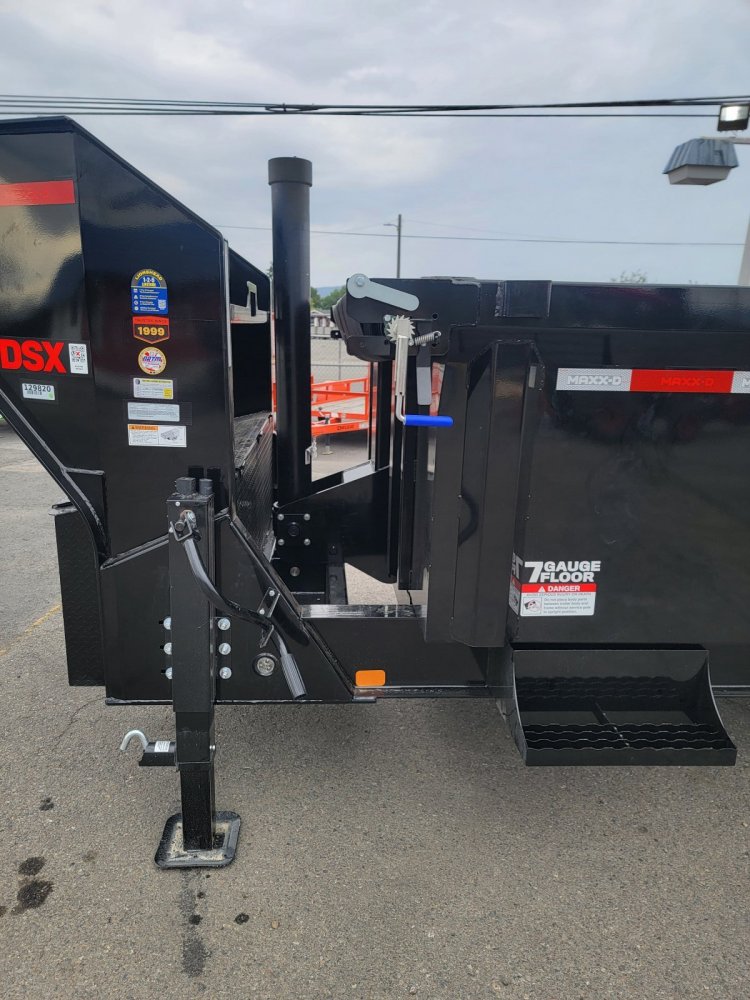 MAXX-D 8x20 21,000 Dump