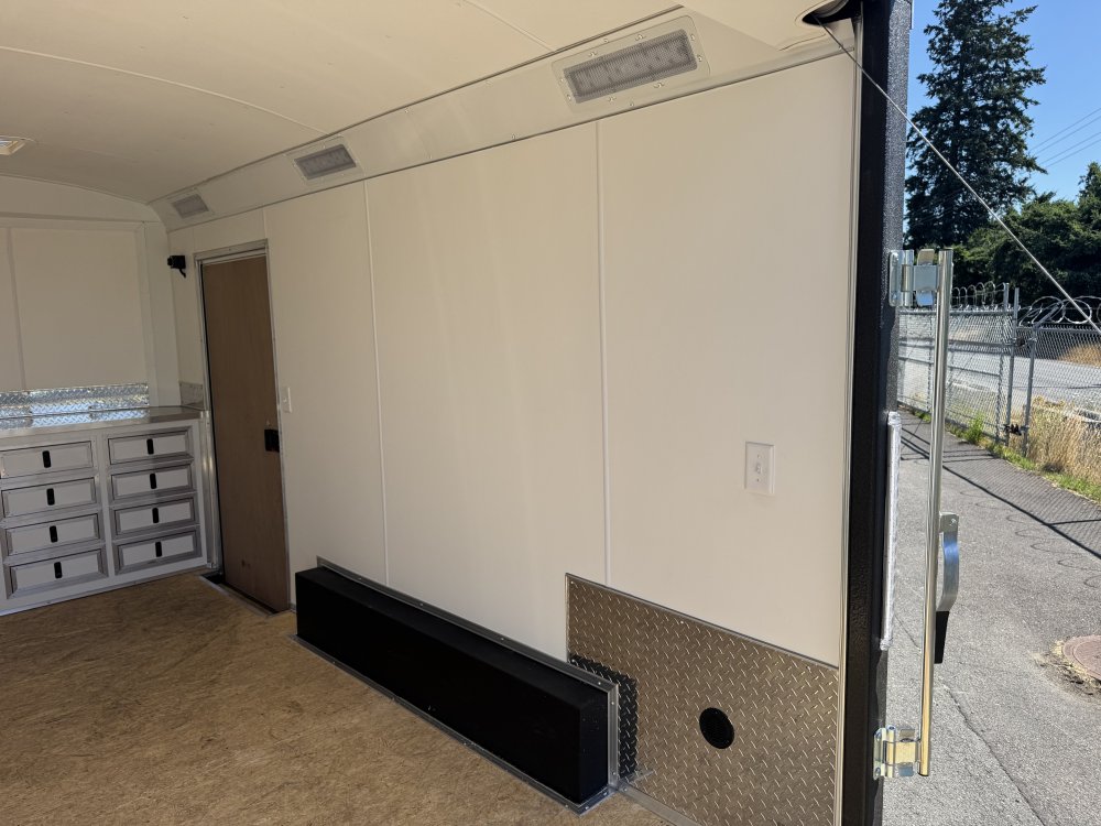 Mirage 7x14 9,900 Enclosed
