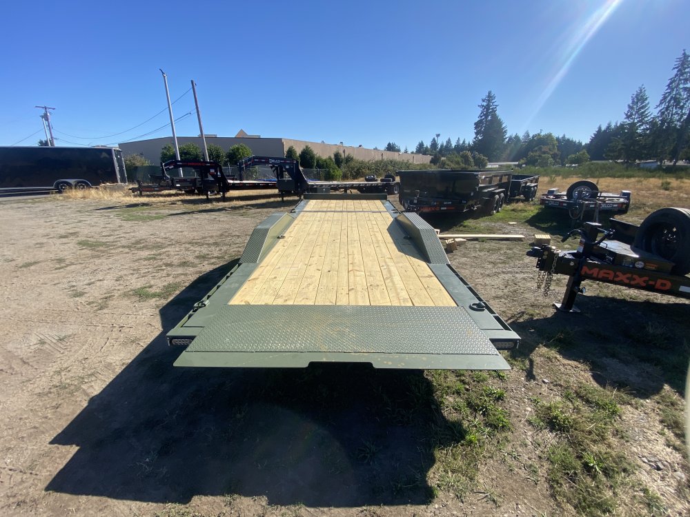 MAXX-D 8.5x22 17,500 Flatbed