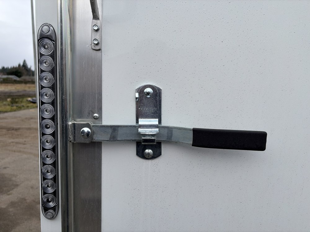 Wells Cargo 8.5x20 9,990 Enclosed Cargo