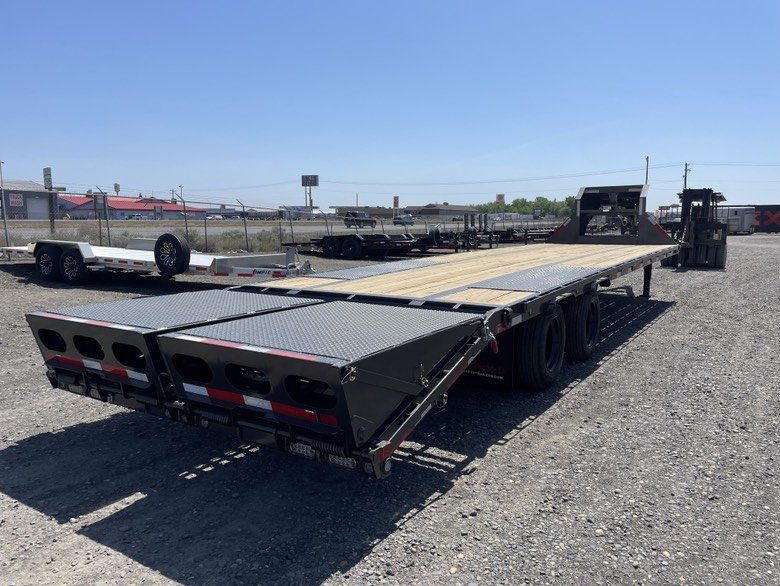 MAXX-D 8.5x32 30,000 Gooseneck