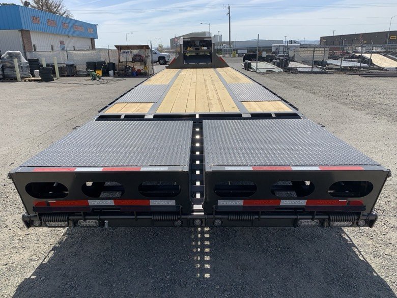 MAXX-D 8.5x32 30,000 Gooseneck