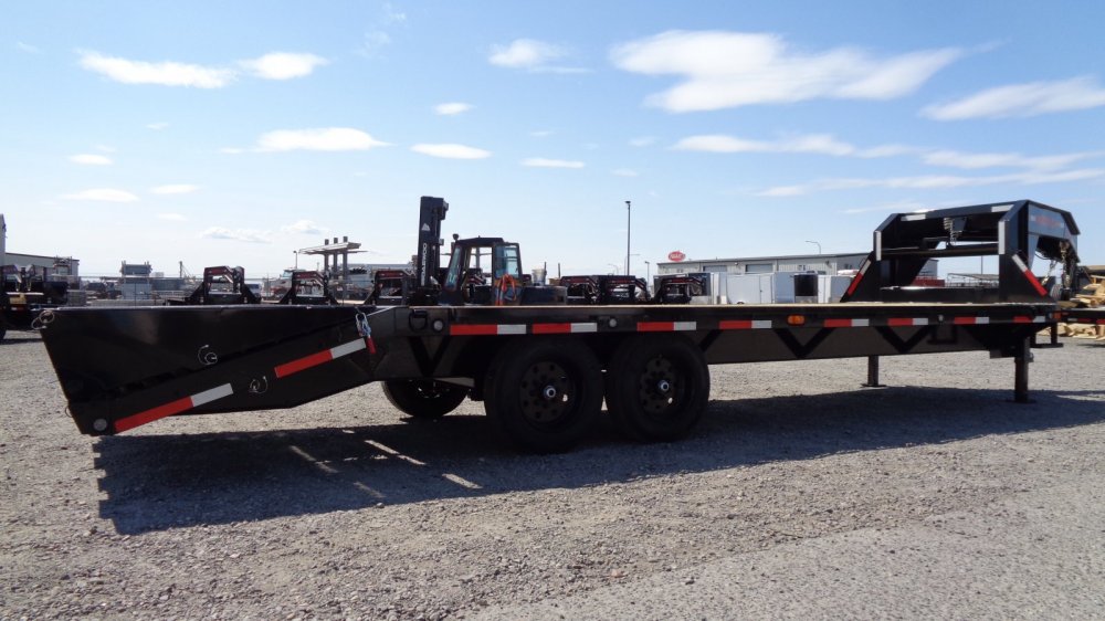 MAXX-D 8.5x25 18,000 Gooseneck