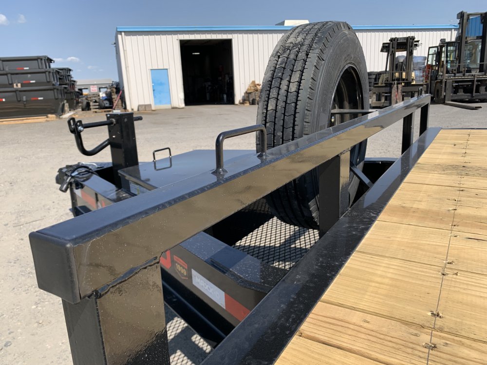 MAXX-D 8.5x28 17,500 Deckover
