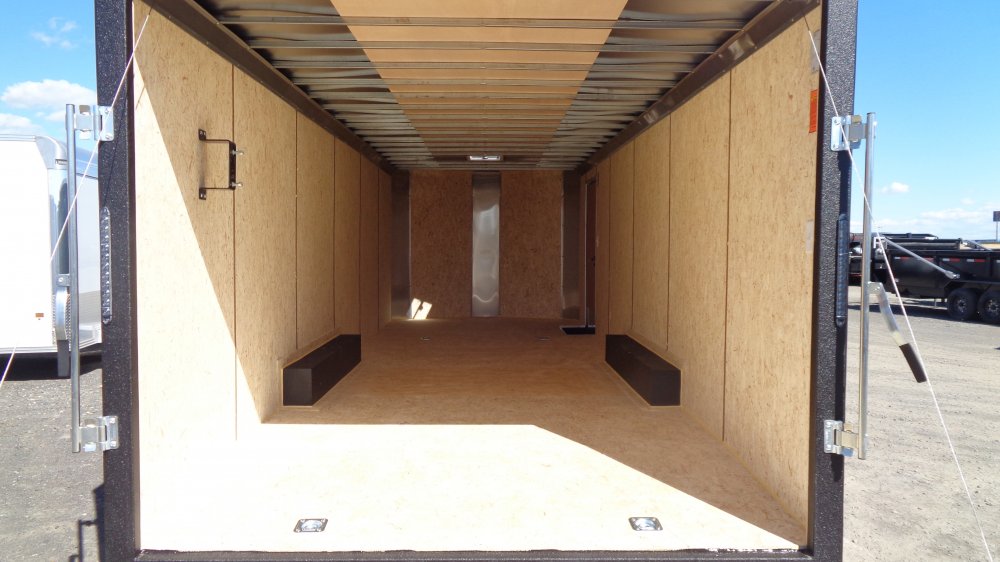 Mirage 8.5x24 Enclosed