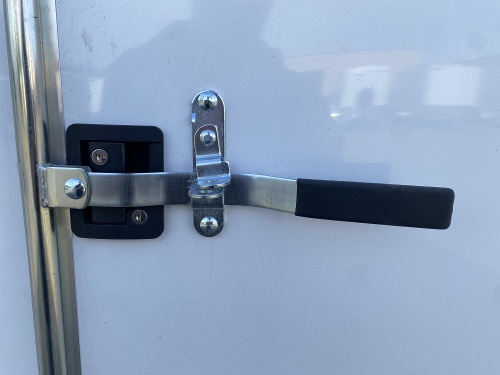 Mirage 8.5x14 7,000 Enclosed
