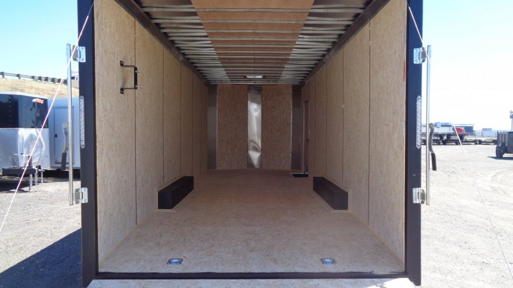 Mirage 8.5x24 Enclosed