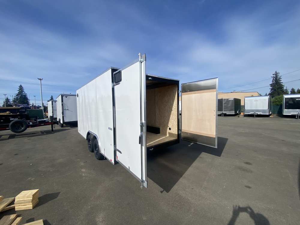 Mirage 8.5x16 7,000 Enclosed