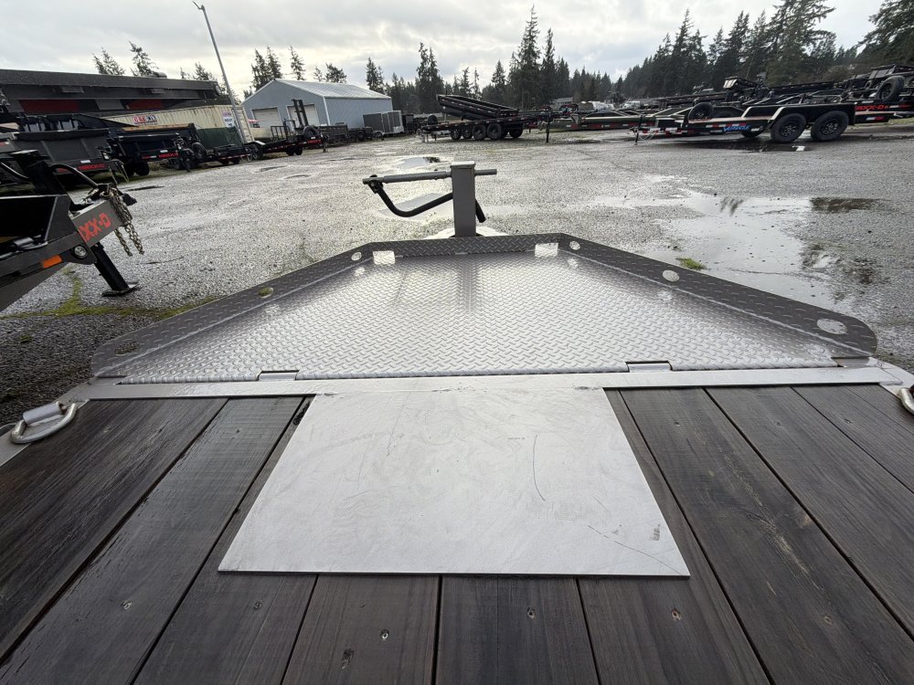 Diamond C 7x20 14,900 Deck In-Between