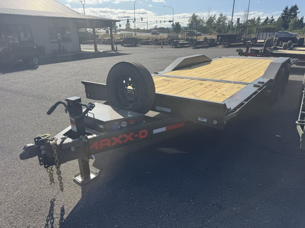 MAXX-D 8.5x24 17,500 Equipment