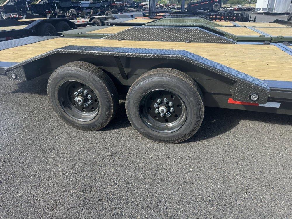 MAXX-D 8.5x24 17,500 Equipment