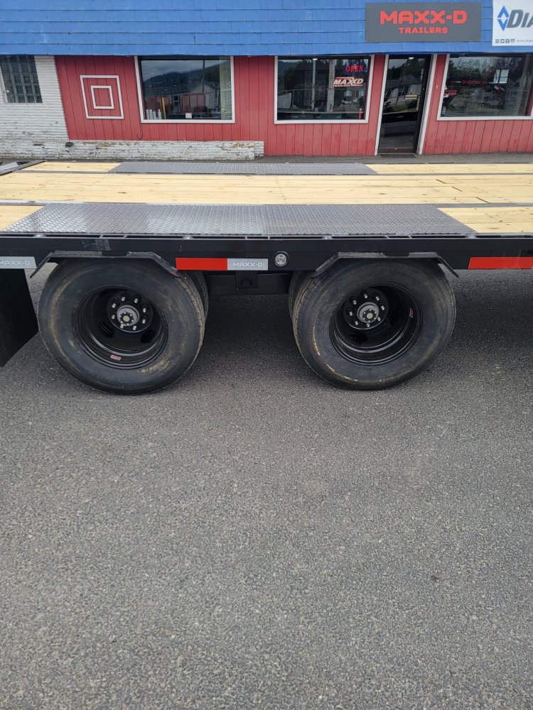 MAXX-D 8.5x32 22,500 Gooseneck