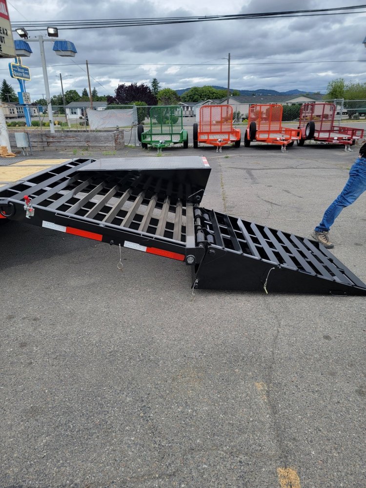 MAXX-D 8.5x32 22,500 Gooseneck