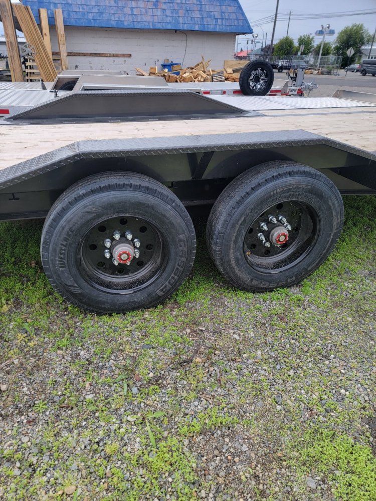 MAXX-D 8.5x24 22,000 Deck In-Between
