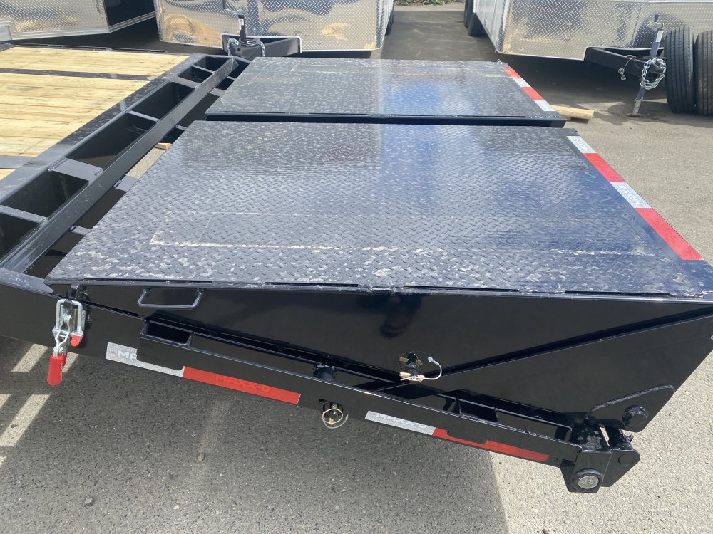 MAXX-D 8.5x40 30,000 Flatbed