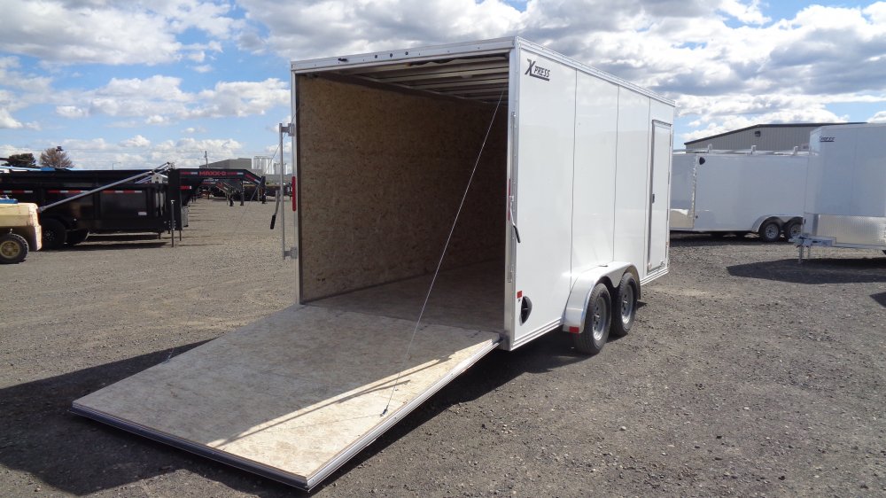 Xpress 7.4x16 Enclosed