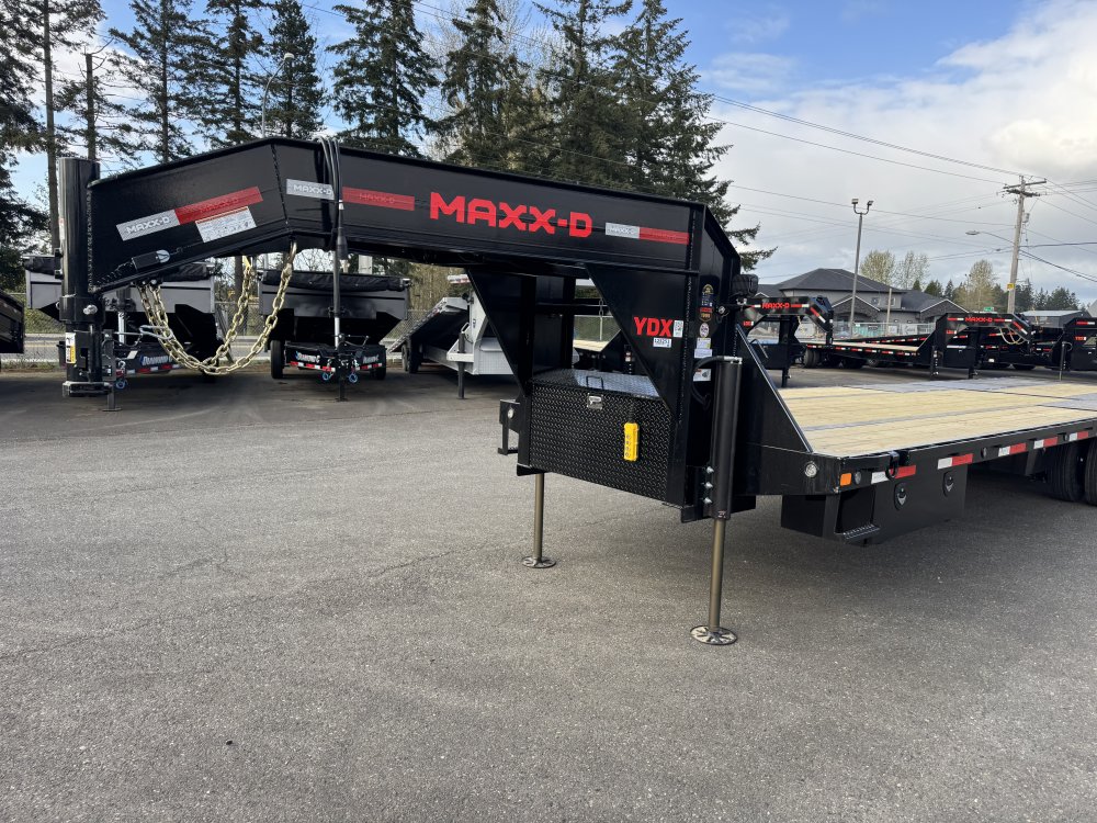 MAXX-D 8.5x32 25,990 Gooseneck