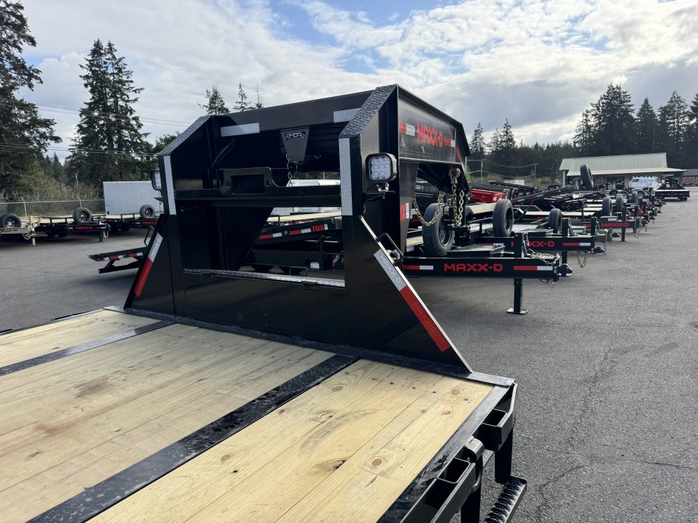 MAXX-D 8.5x32 25,990 Gooseneck