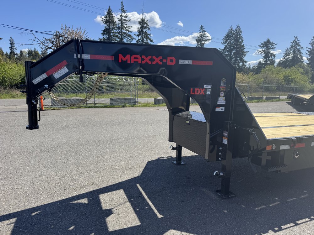 MAXX-D 8.5x25 22,500 Flatbed