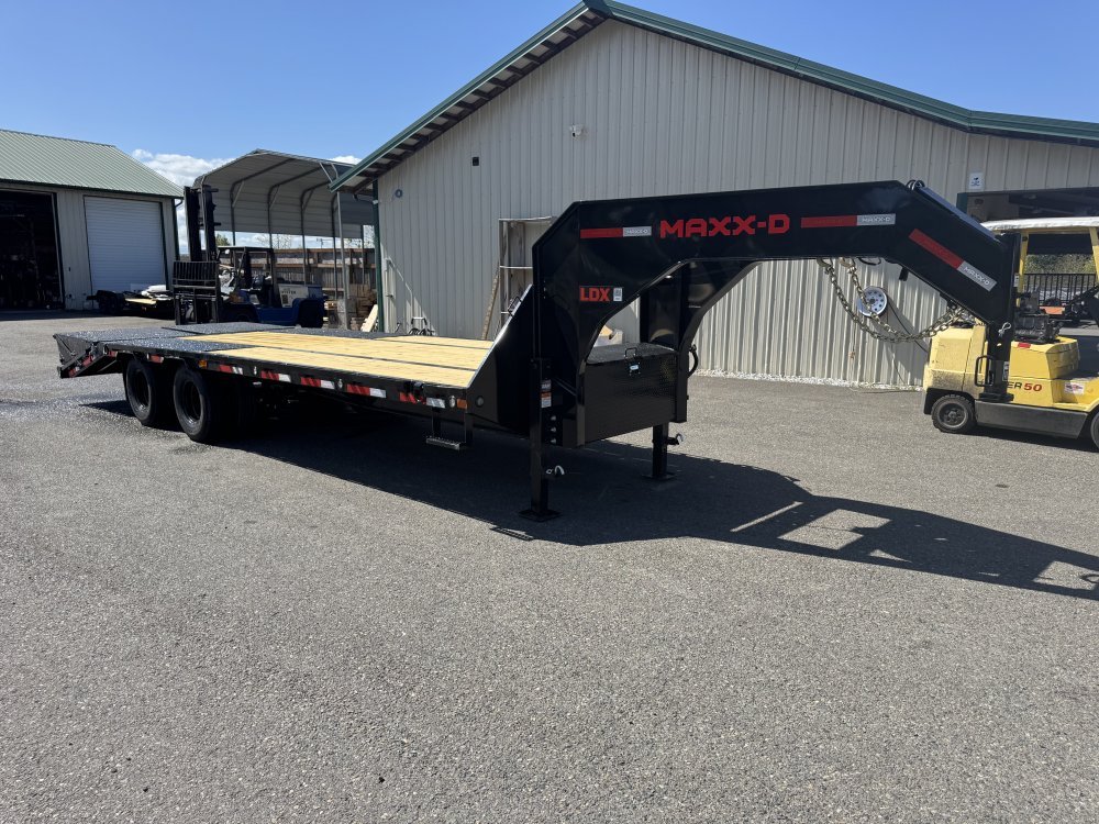 MAXX-D 8.5x25 22,500 Flatbed