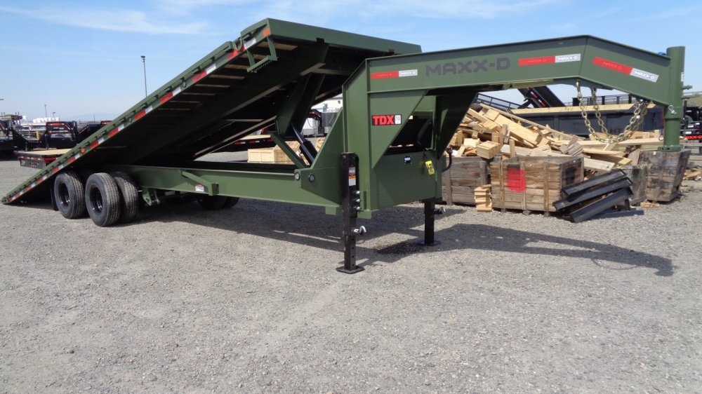 MAXX-D 8.5x30 25,000 Gooseneck