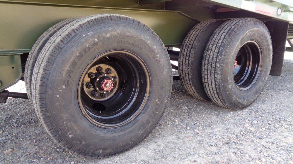 MAXX-D 8.5x30 25,000 Gooseneck