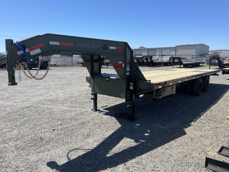 MAXX-D 8.5x30 25,000 Gooseneck
