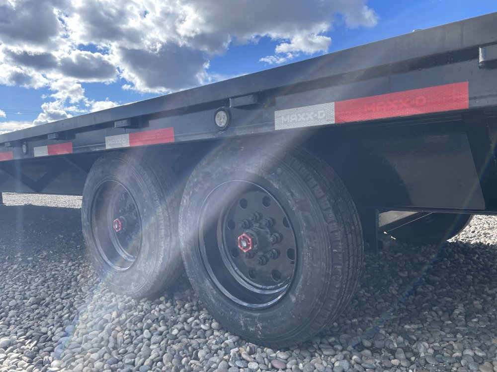 Maxx-D 8.5x40 18,000 Gooseneck