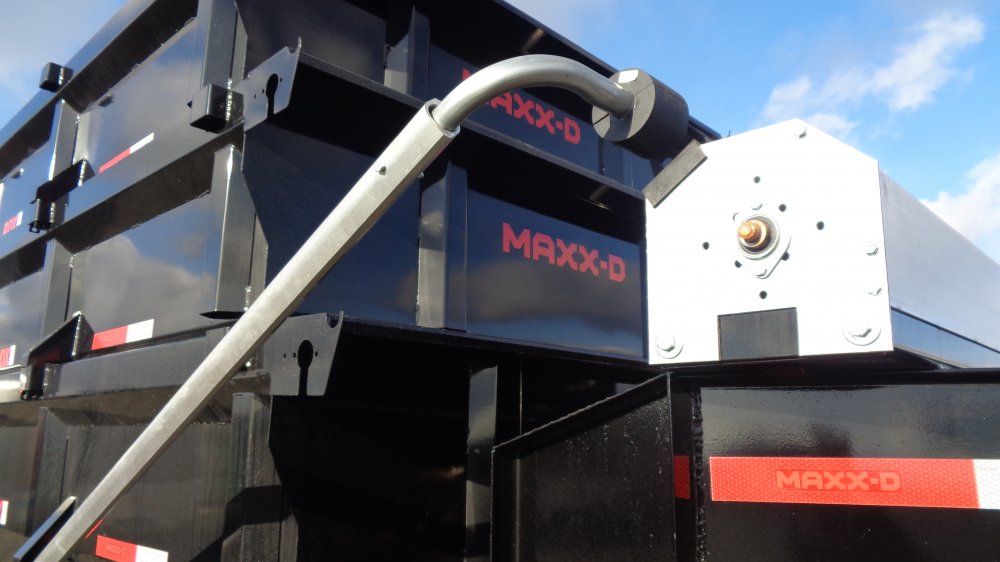 MAXX-D 7x14 17,500 Roll-Off