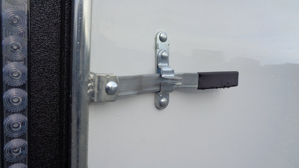 TNT 8.5x20 9,900 Enclosed