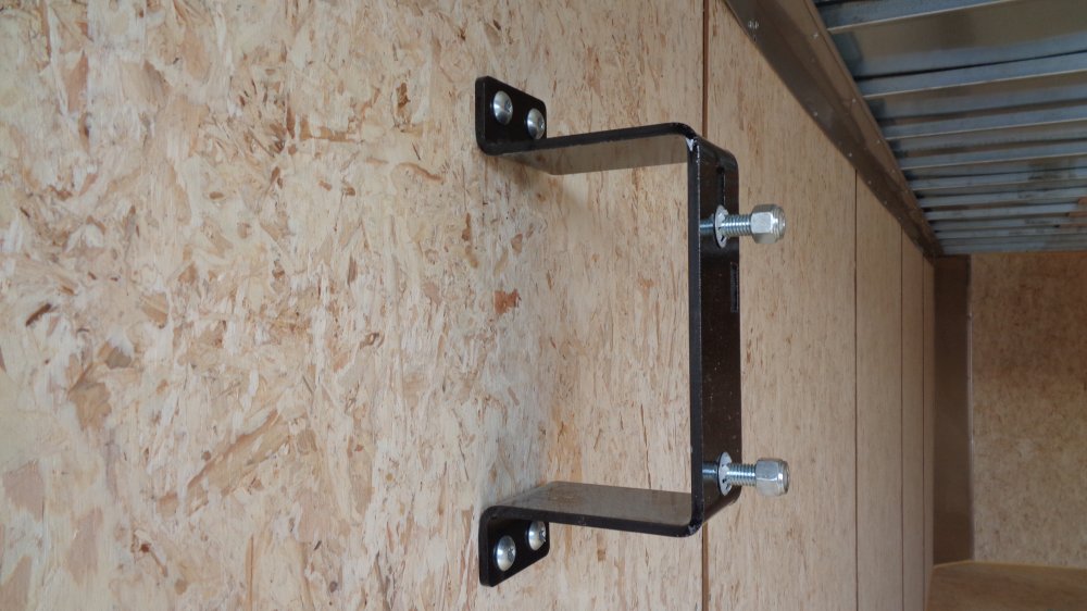 TNT 8.5x20 9,900 Enclosed