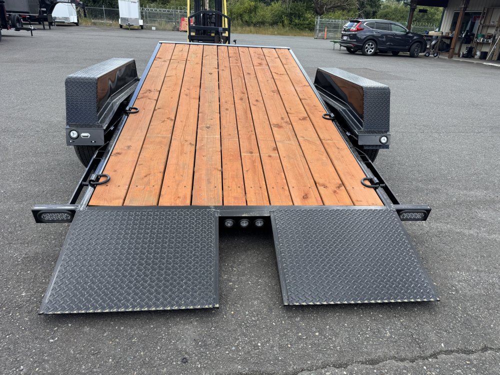 Versatile 7x14 9,999 Flatbed