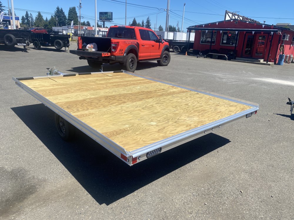 Mission 8x12 2,990 Snowmobile