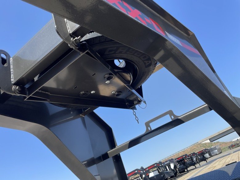 MAXX-D 8.5x32 30,000 Gooseneck