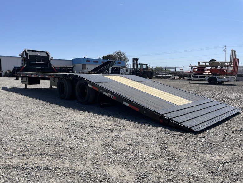 MAXX-D 8.5x32 30,000 Gooseneck