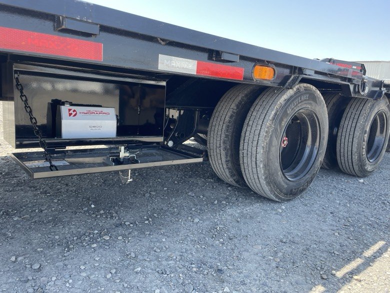 MAXX-D 8.5x32 30,000 Gooseneck