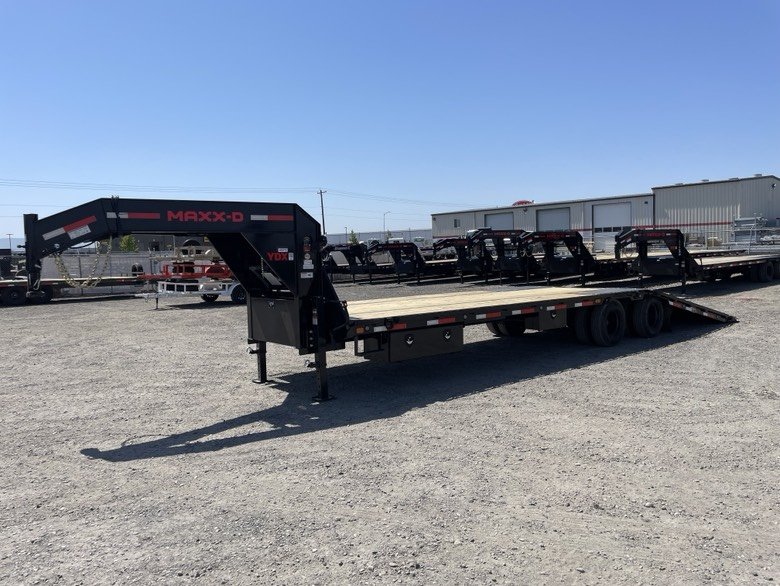 MAXX-D 8.5x32 30,000 Gooseneck
