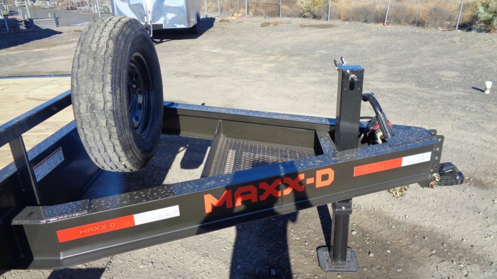MAXX-D 8.5x20 15,600 Deckover