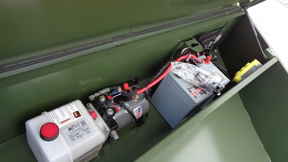 Maxx-D 7x14 14,000 Roll-Off