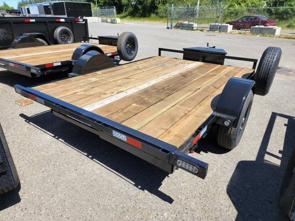 Versatile 7x10 5,200 Utility