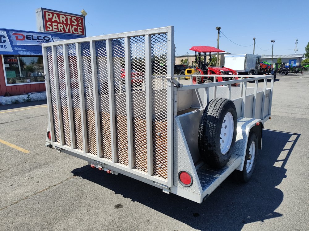 C&B TRAILERS 5.5x12 Box Utility