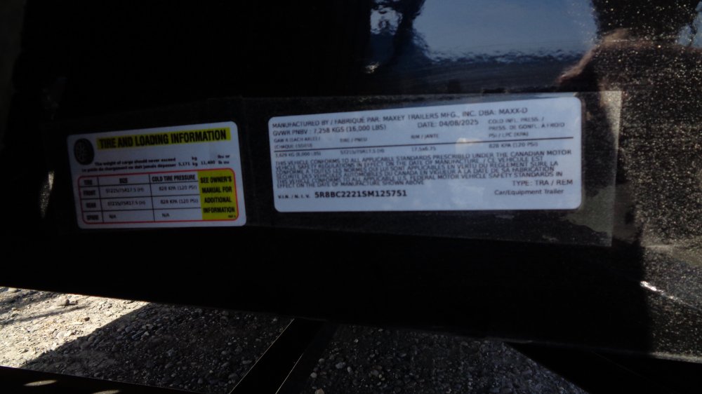 MAXX-D 8.5x22 17,500 Flatbed