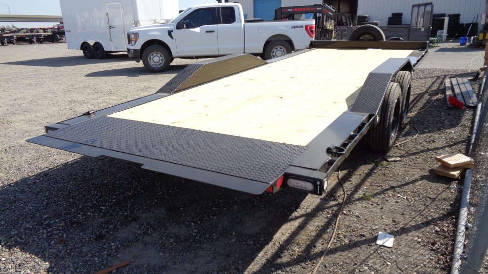 MAXX-D 8.5x22 17,500 Flatbed
