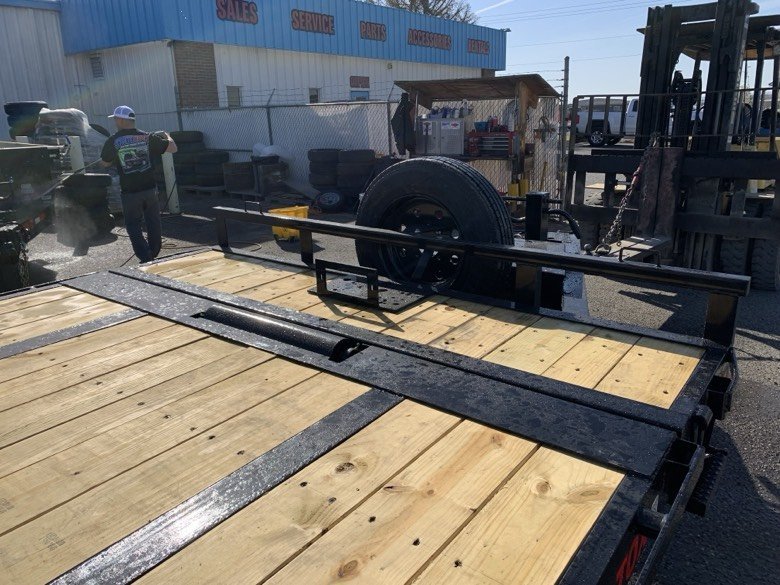 MAXX-D 8.5x24 17,500 Tilt